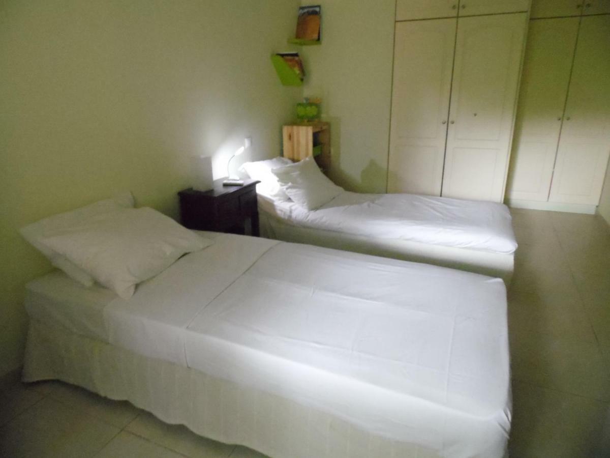 Theni Olive Grove Villa Kato Yerakarion Bagian luar foto